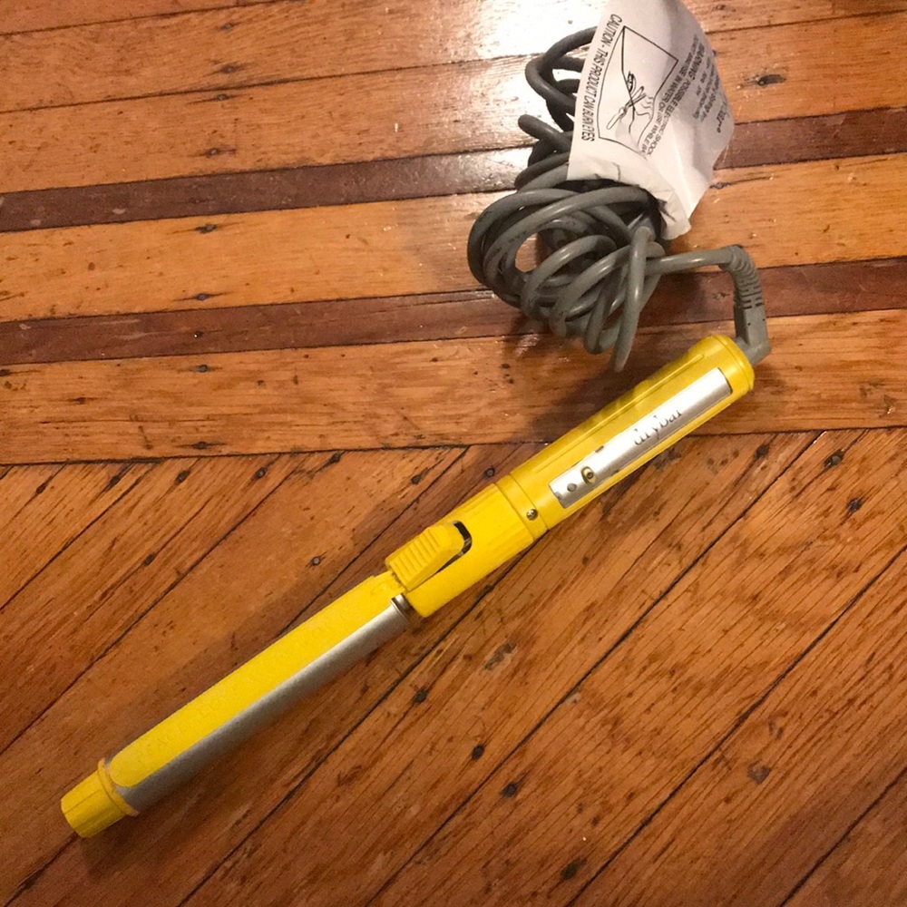 Drybar 3 day bender curling iron 1in barrel